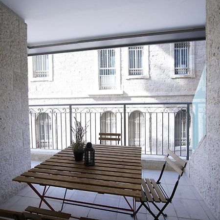 Harav Kuk Modern Apartment By Nimizz القدس المظهر الخارجي الصورة