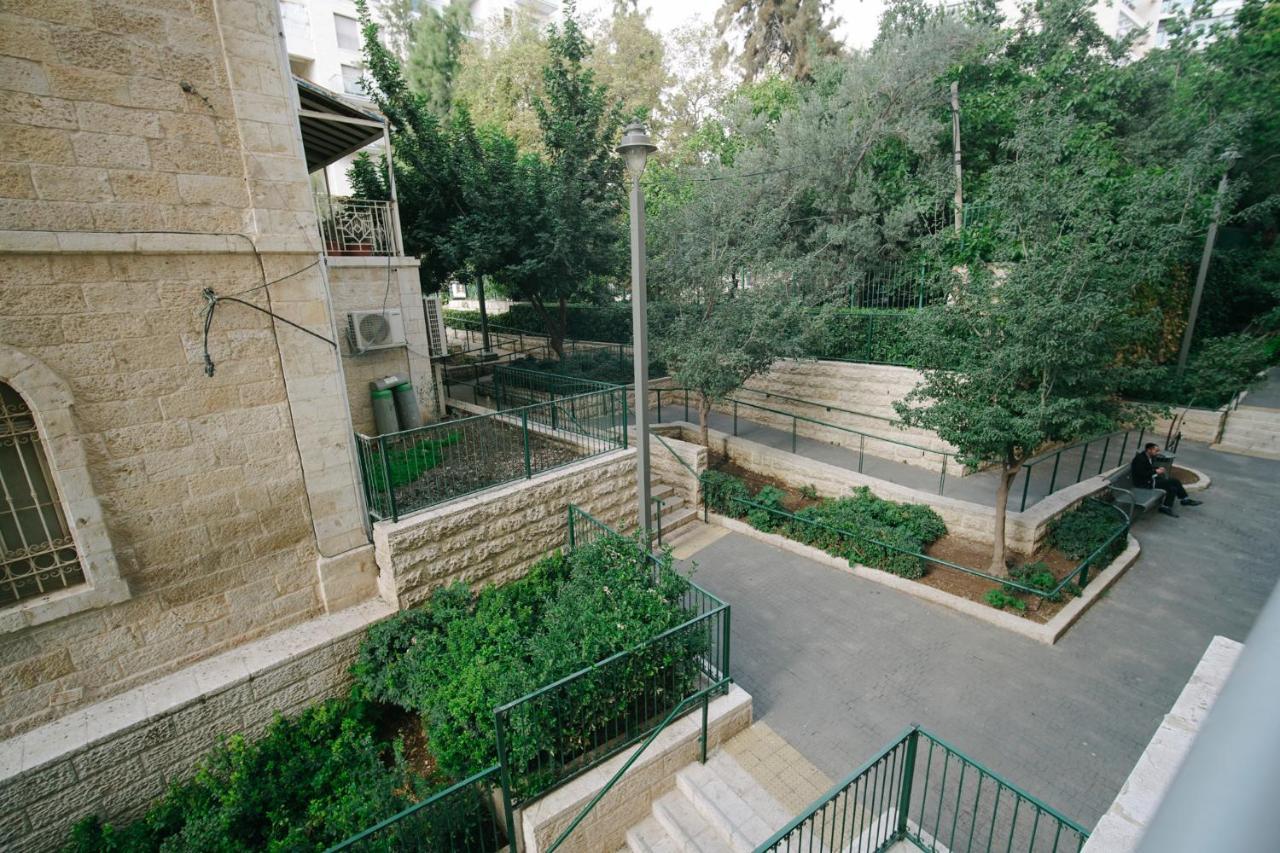 Harav Kuk Modern Apartment By Nimizz القدس المظهر الخارجي الصورة